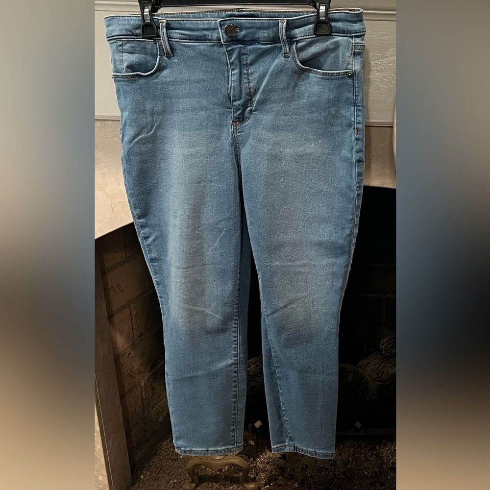 Talbots jegging crops size 10